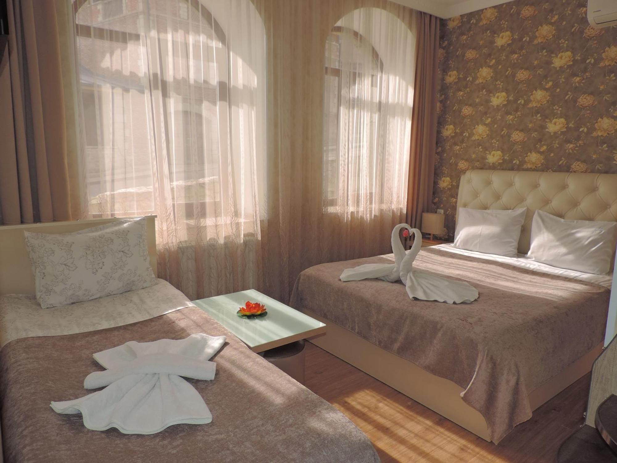 Hotel Lotus Ахалцихе Екстериор снимка