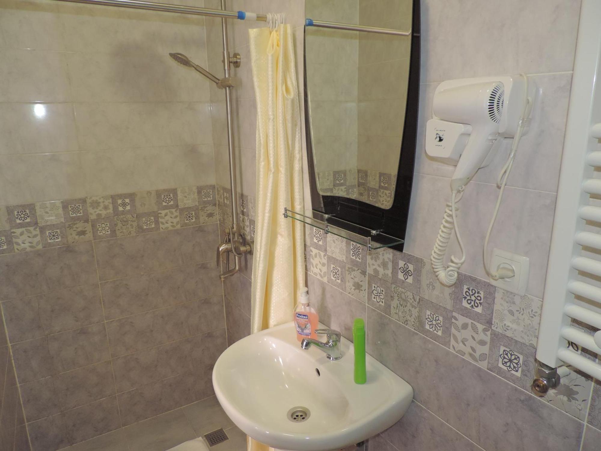Hotel Lotus Ахалцихе Екстериор снимка