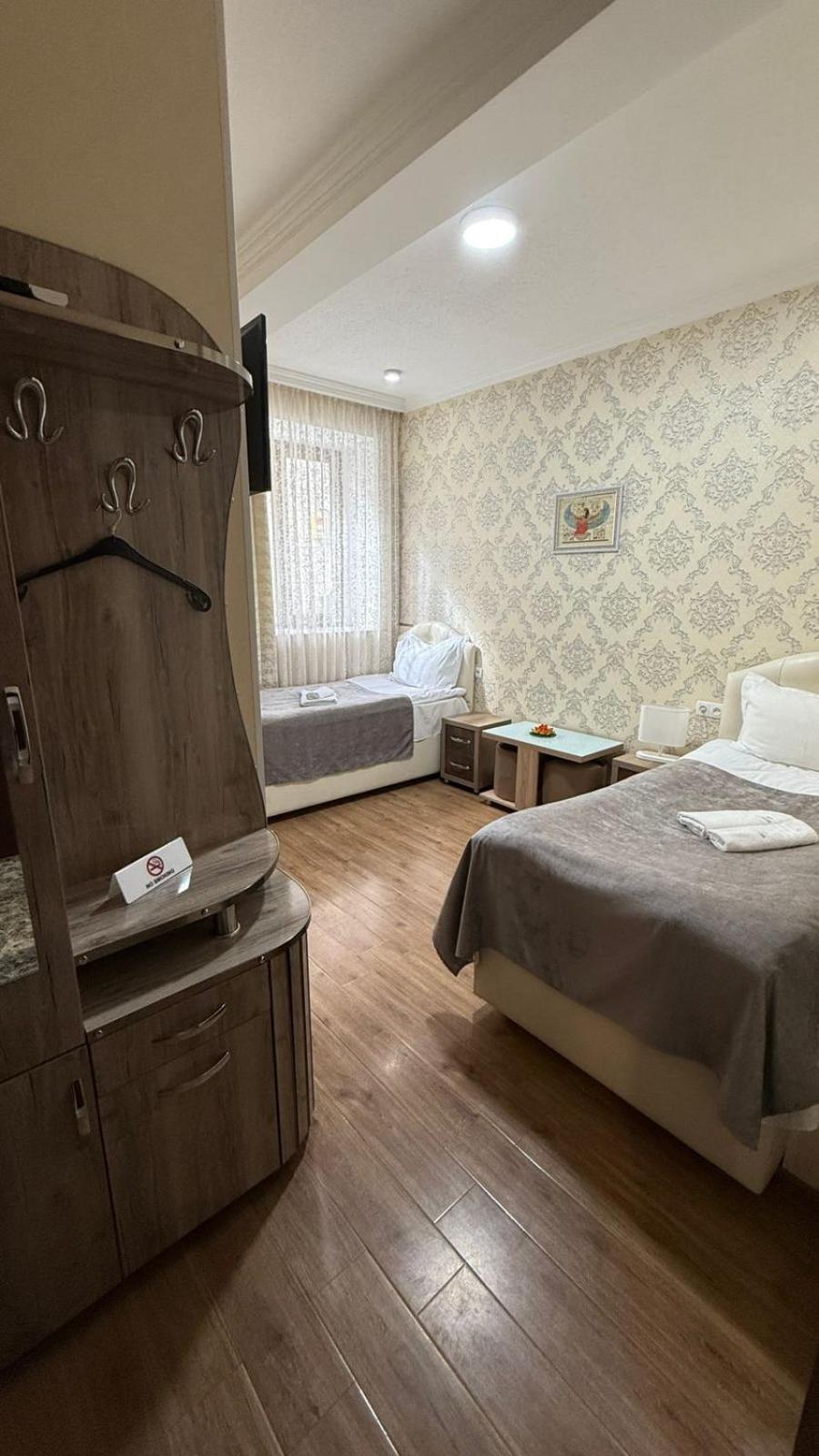 Hotel Lotus Ахалцихе Екстериор снимка