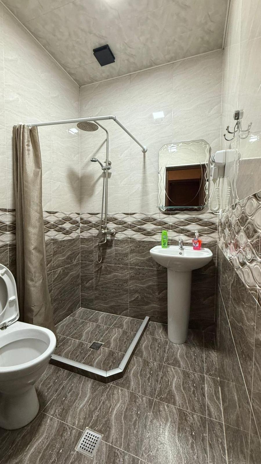 Hotel Lotus Ахалцихе Екстериор снимка