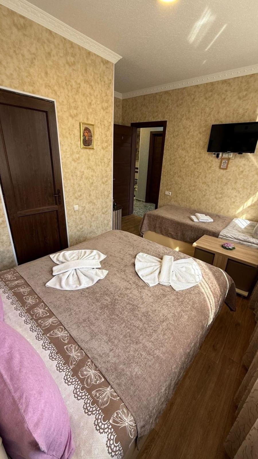 Hotel Lotus Ахалцихе Екстериор снимка